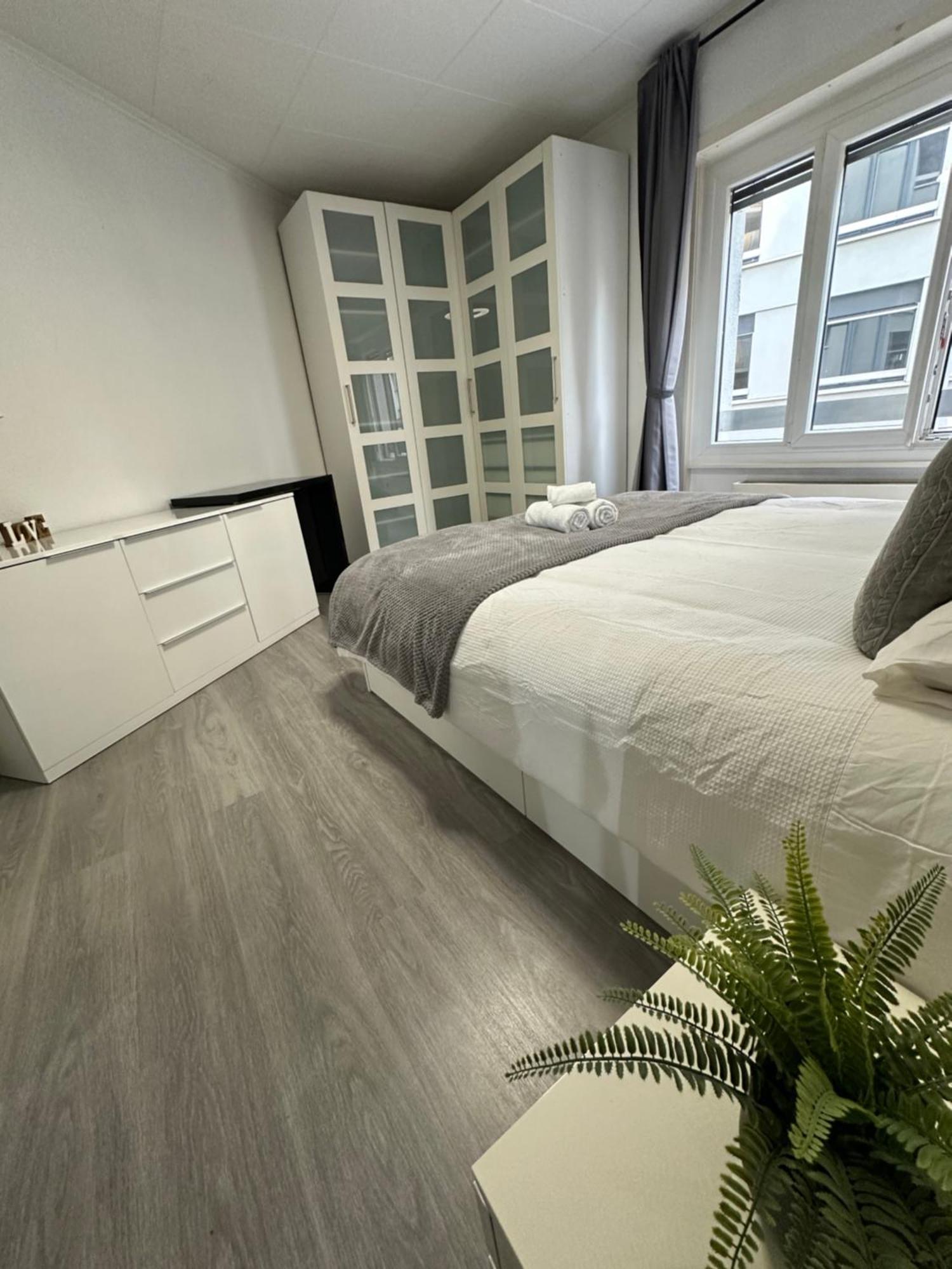 Lindo Apartamento En El Centro De Lausanne Buitenkant foto